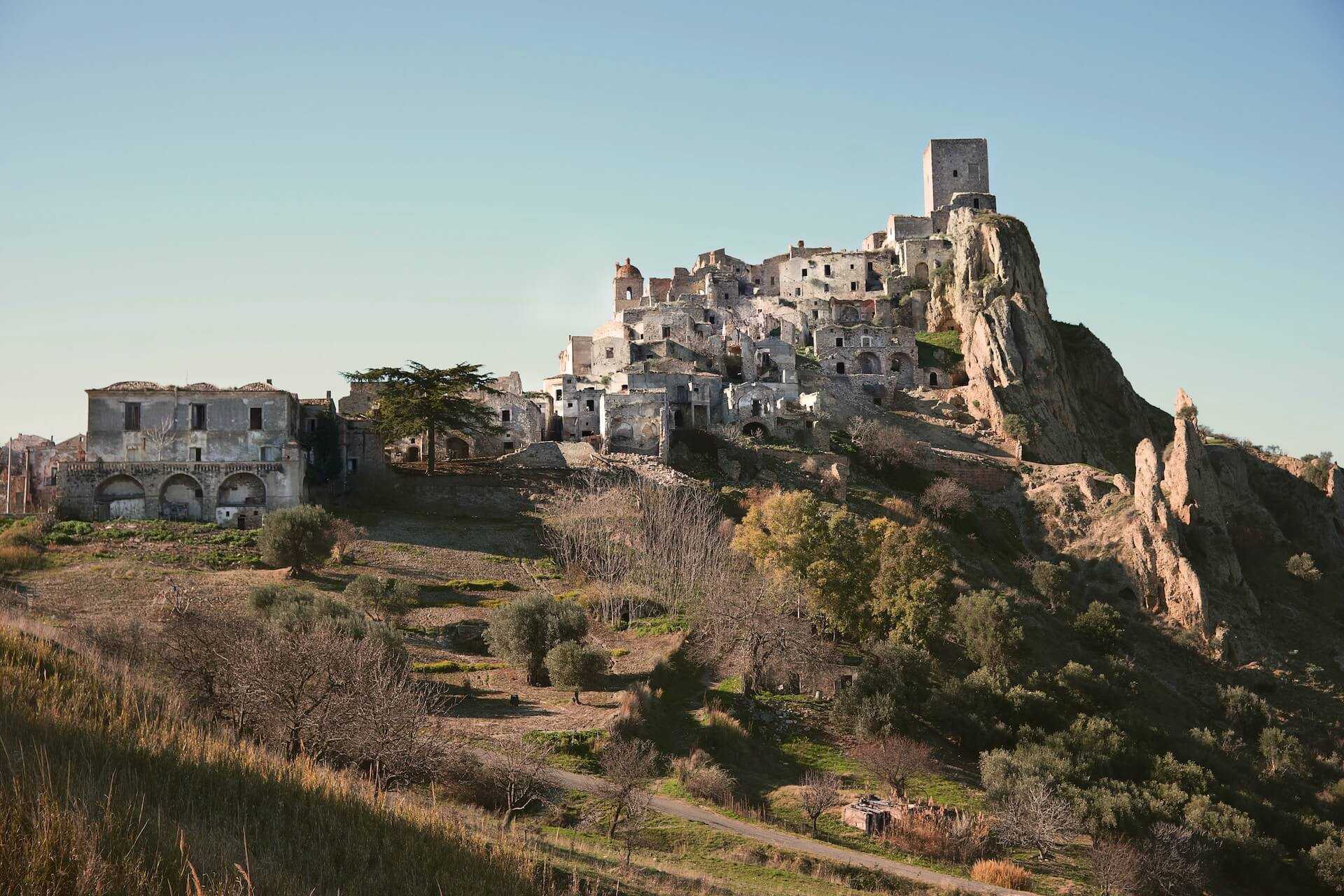 Craco - cel mai frumos oras abandonat