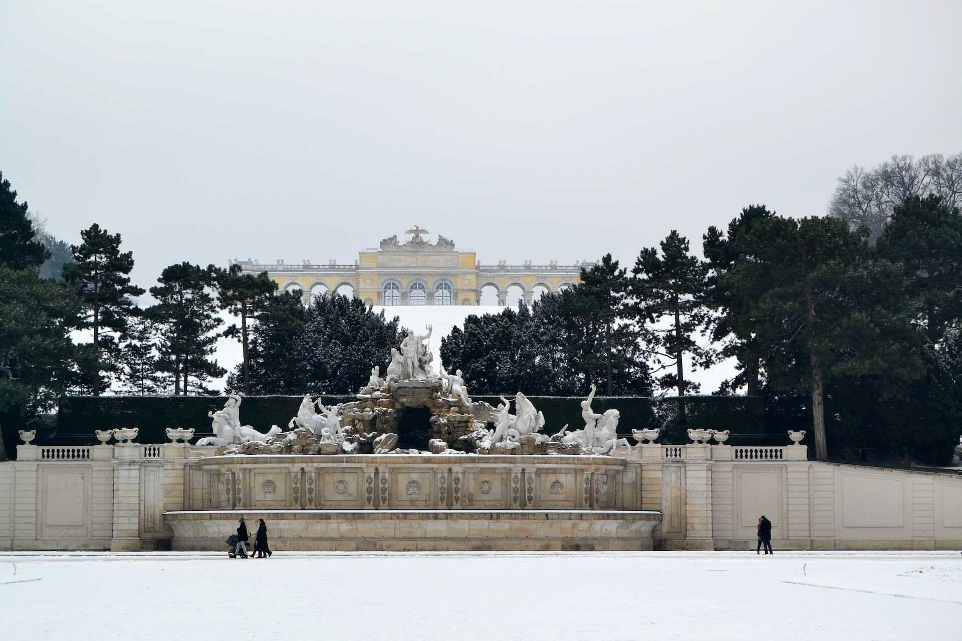Palatul Schonbrunn iarna – vino sa-l vizitezi