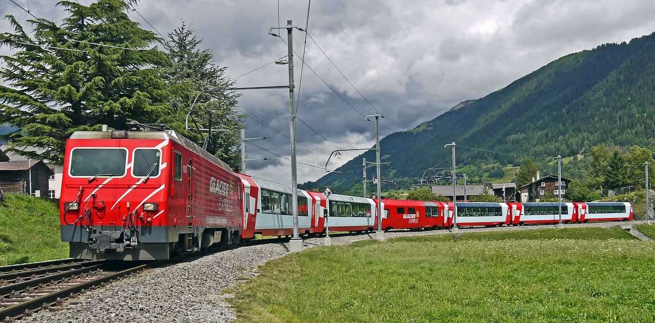 Glacier Express – cel mai lent tren expres