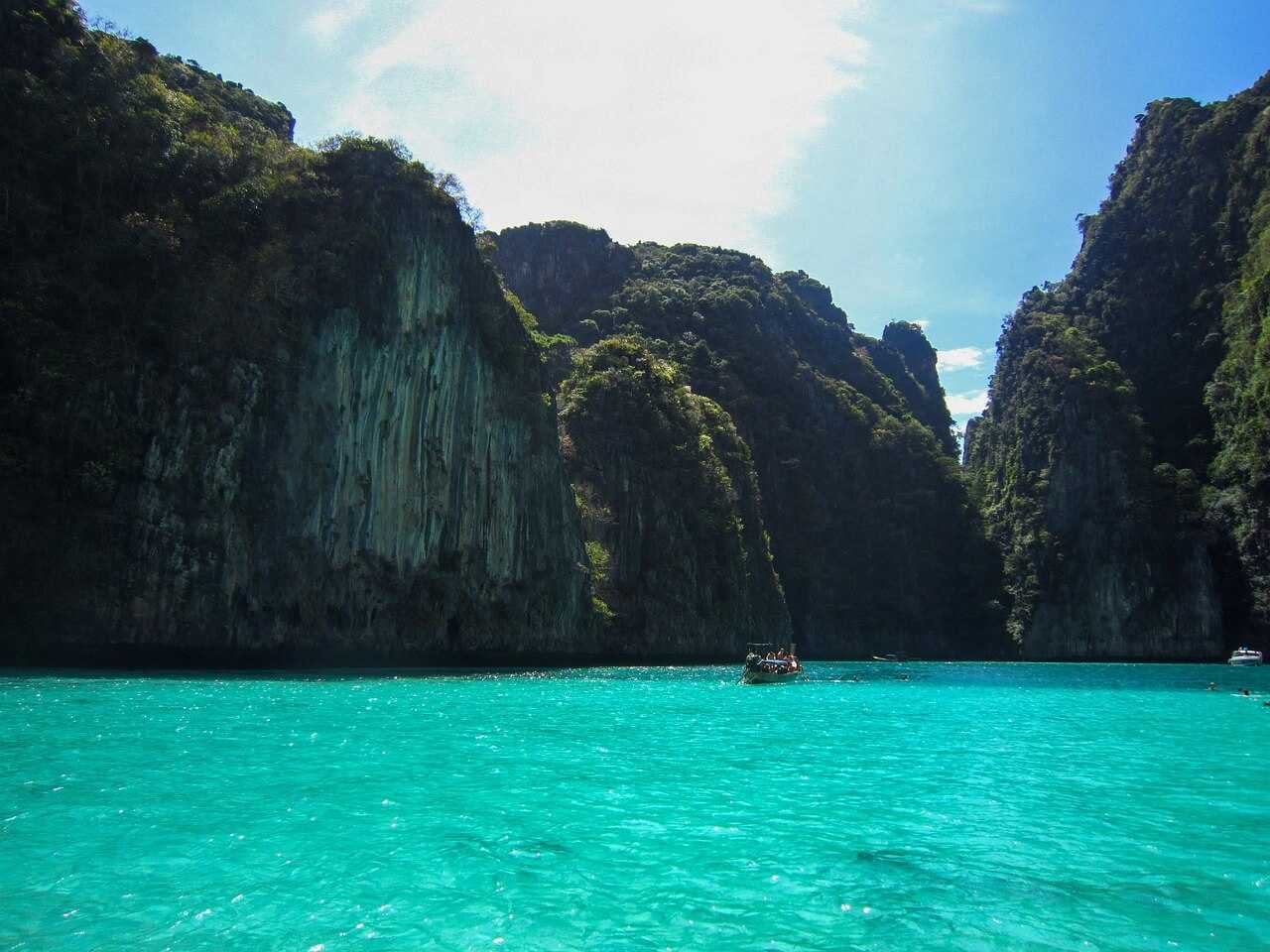 Phuket – o vacanta plina de aventuri