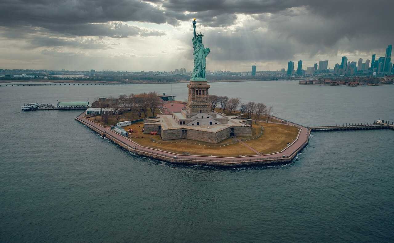 Statuia Libertatii- simbolul orasului New York
