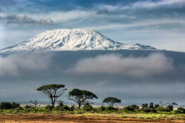 Kilimanjaro - cel mai inalt din Africa