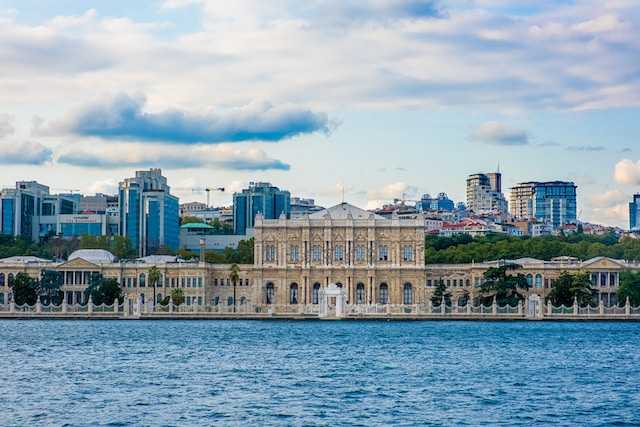 Palatul Dolmabahce - o capodopera a Istanbulului