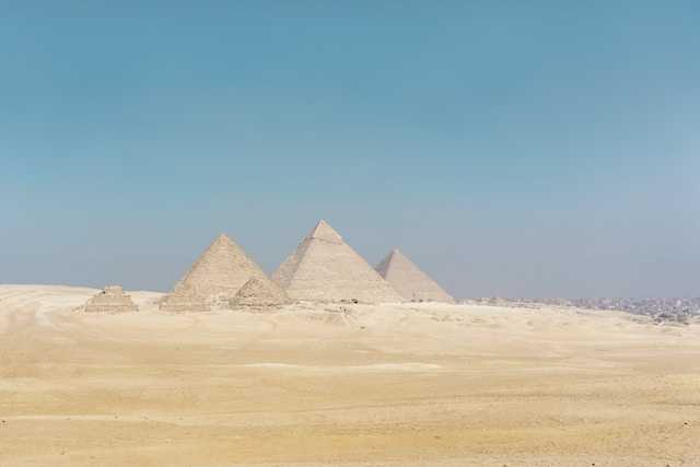 Marile Piramide din Egipt - Viziteaza!