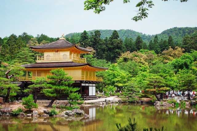 Pavilionul de Aur din Kyoto